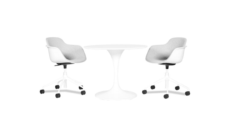 White AMORE Round table with chairs