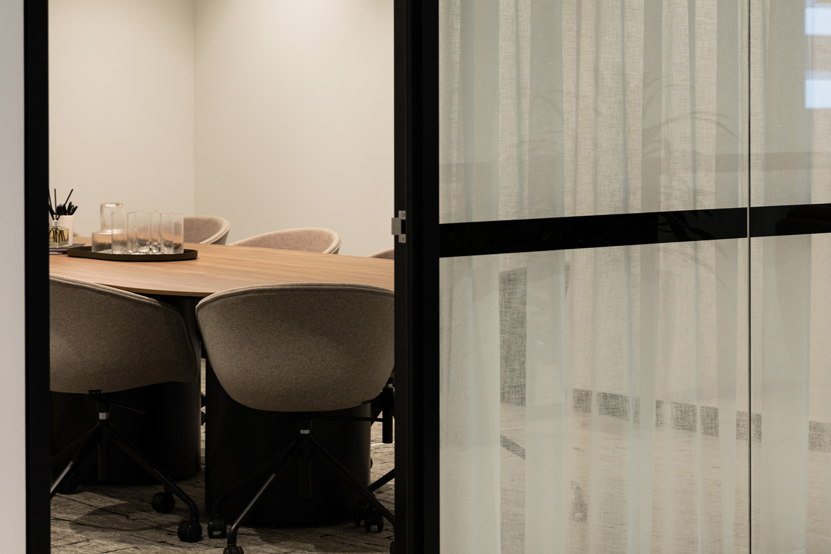 alinea project 5 Infinity Commercial Furniture
